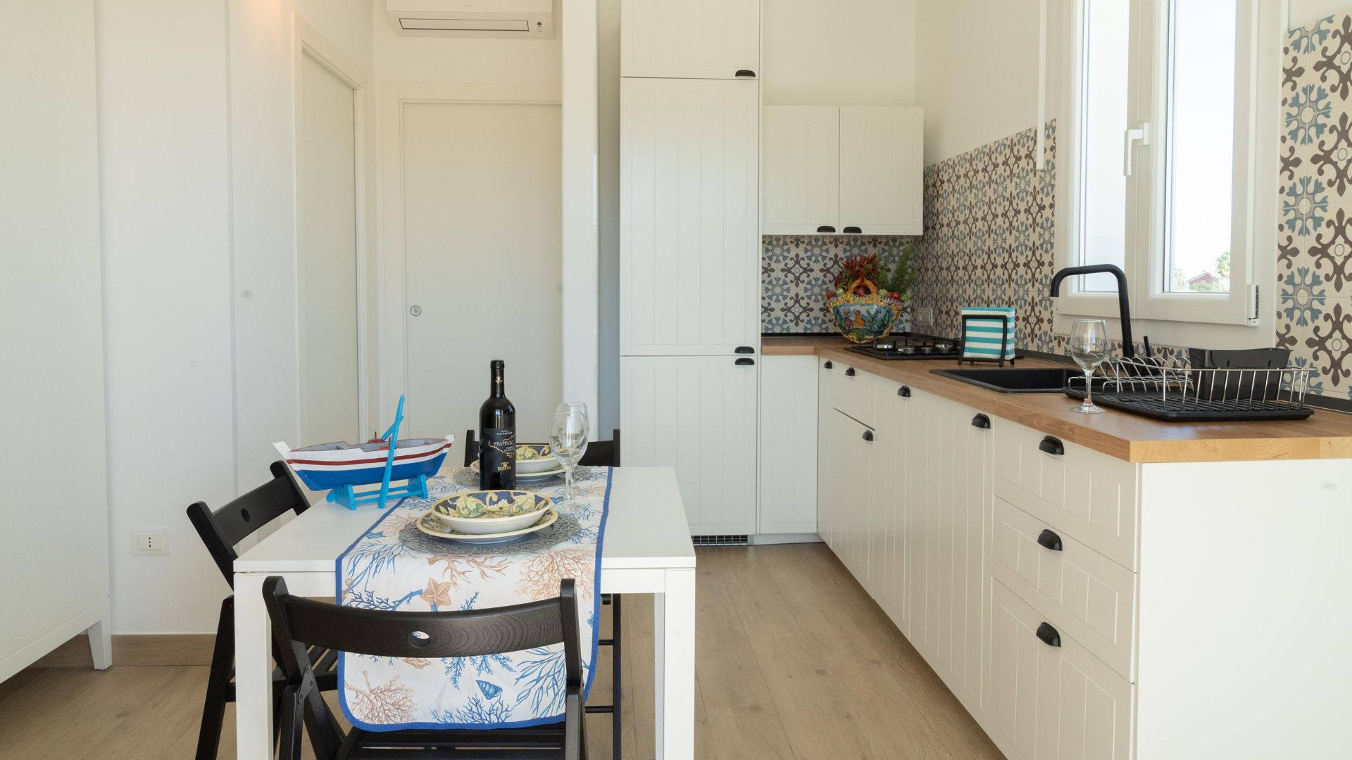 xr:d:DAGCIv1ht8M:6,j:1452835444858325771,t:24041119