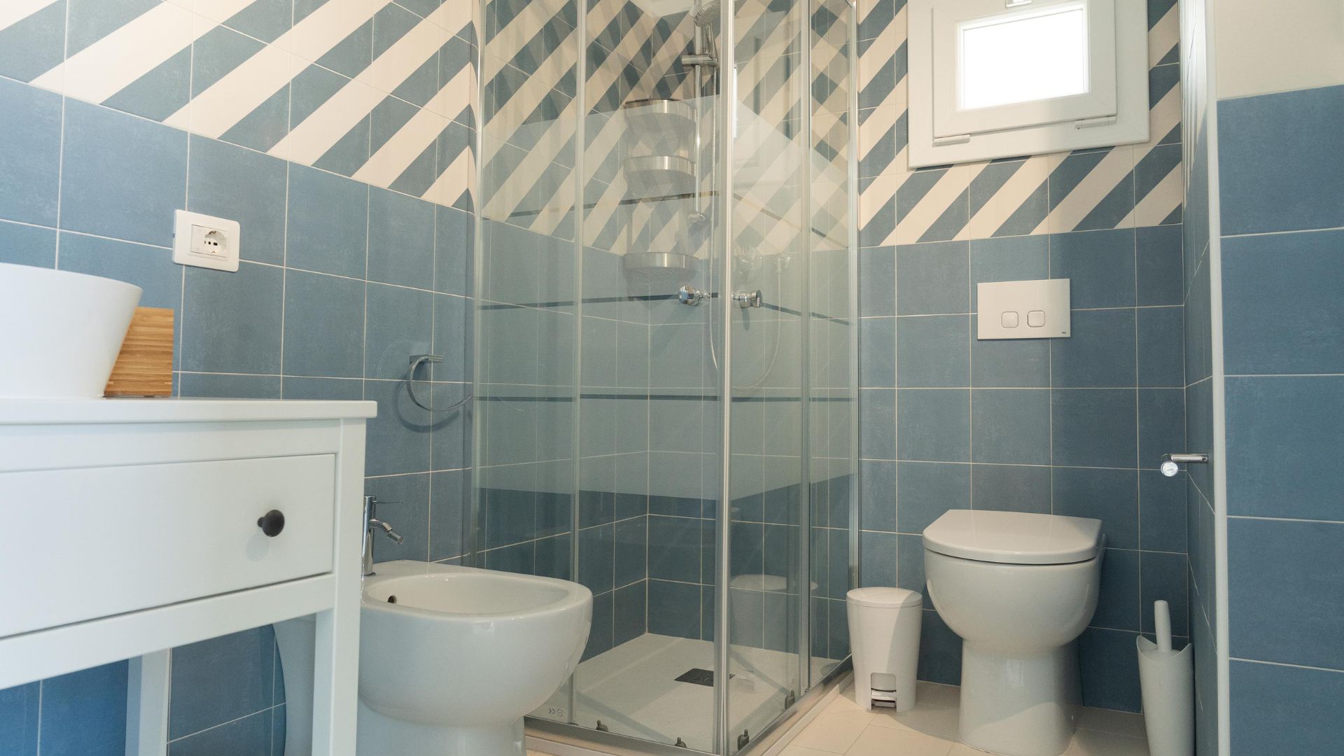 xr:d:DAGCIv1ht8M:6,j:1452835444858325771,t:24041119